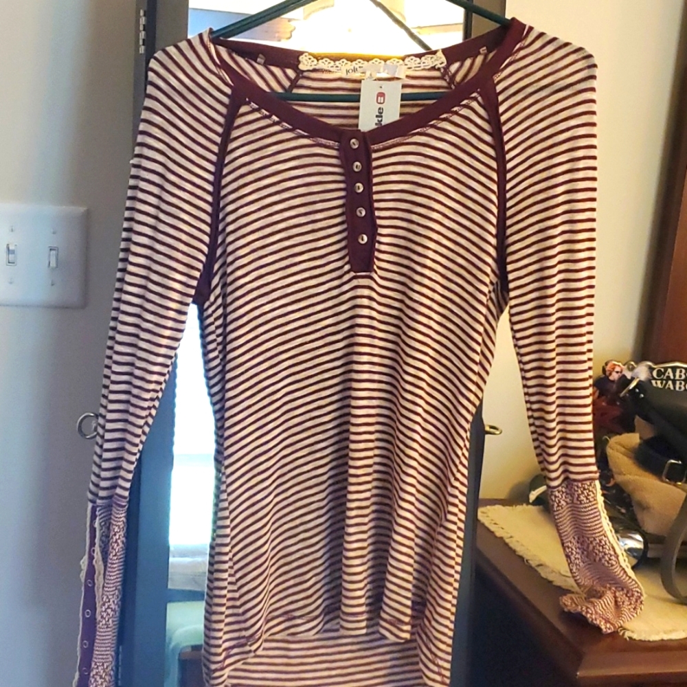 Long sleeve top by jolt